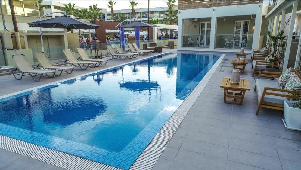 Adorno Di Zante Aparthotel Lithakia  Exterior photo